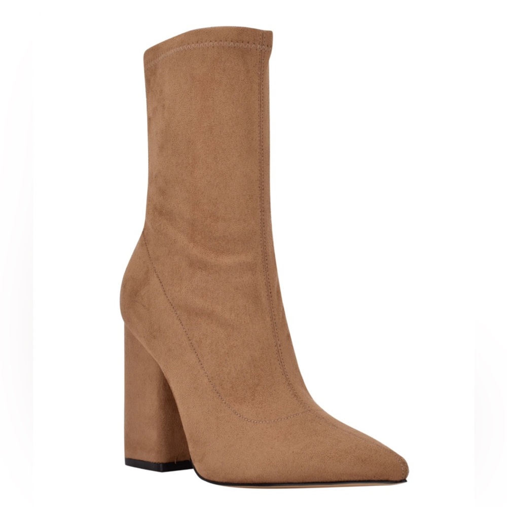Marc Fisher | Suede booties | Natural